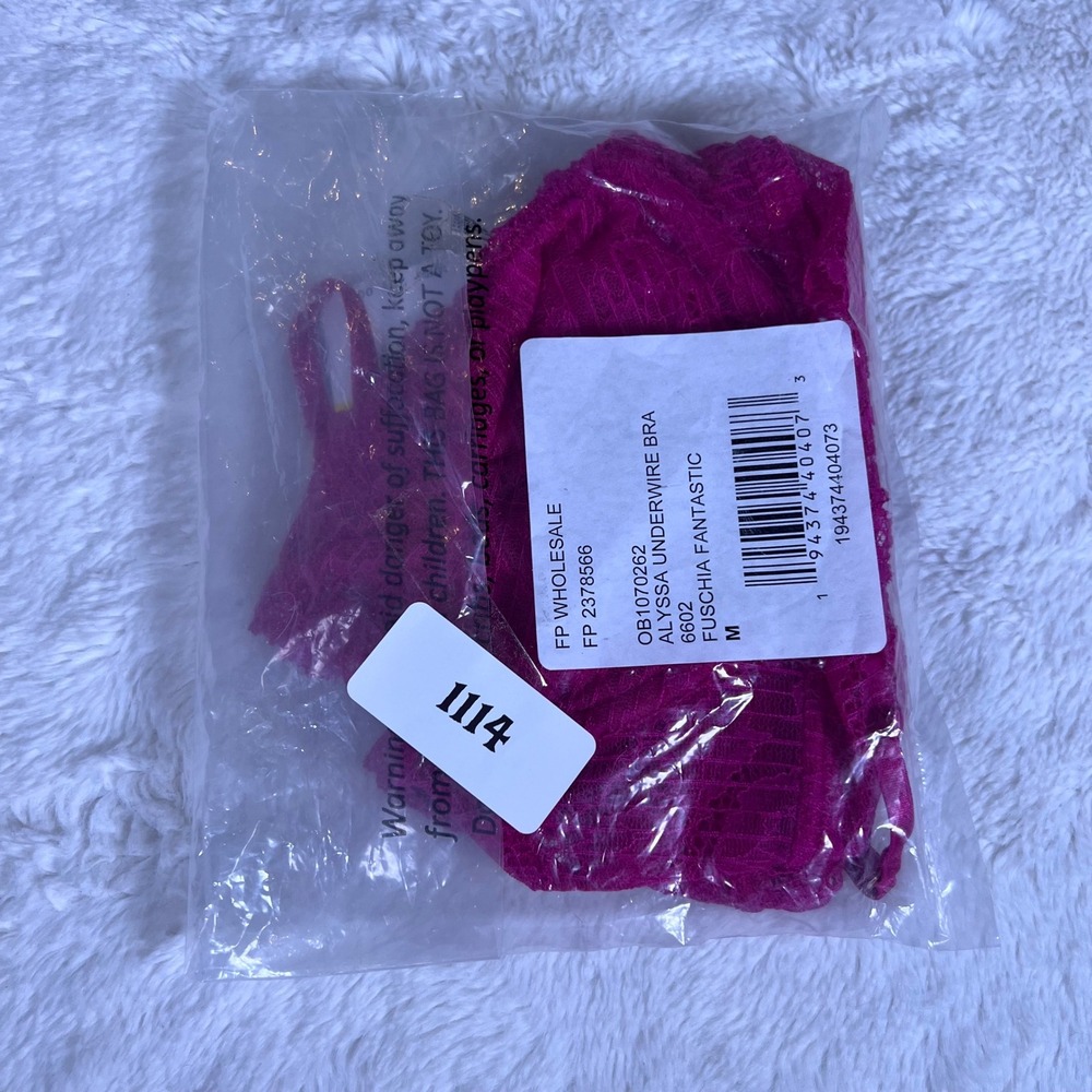 Free People Alyssa Underwire Bra Fuschia Fantastic Pink Lace Size Medium NWT - Picture 11 of 11